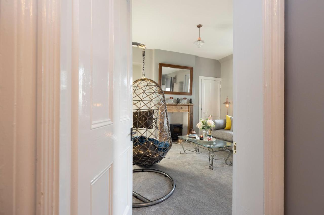 Stylish George Street Apartment Peebles Buitenkant foto