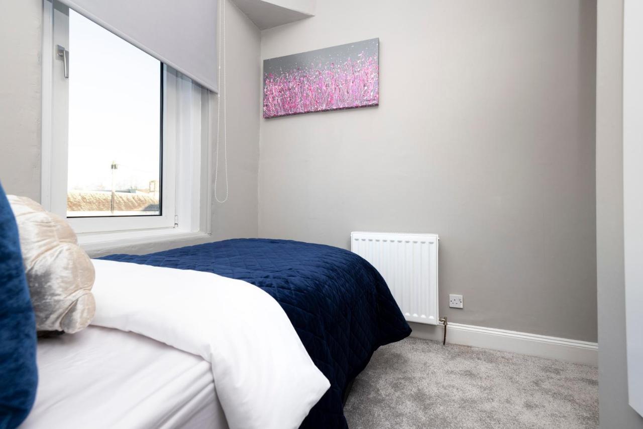 Stylish George Street Apartment Peebles Buitenkant foto