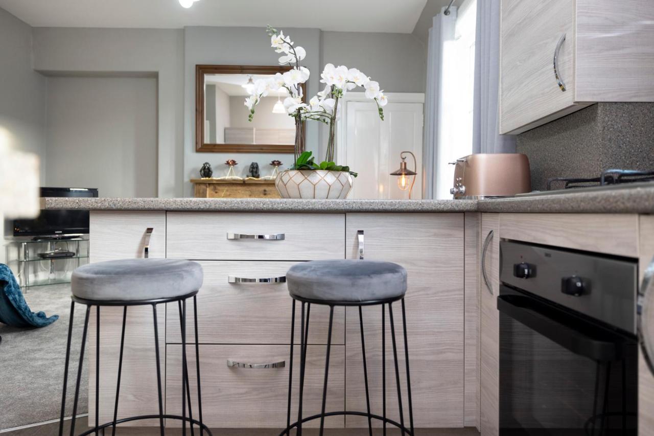 Stylish George Street Apartment Peebles Buitenkant foto