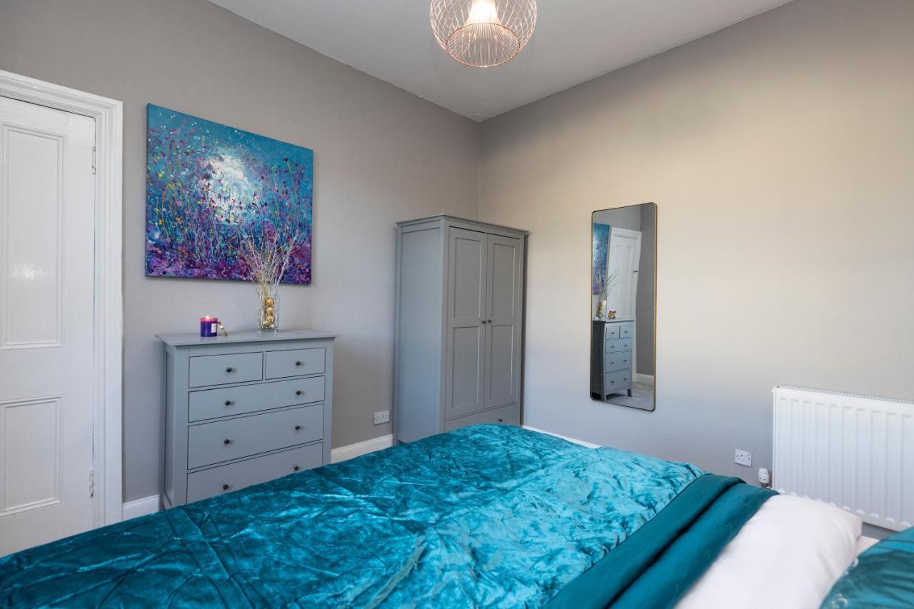 Stylish George Street Apartment Peebles Buitenkant foto